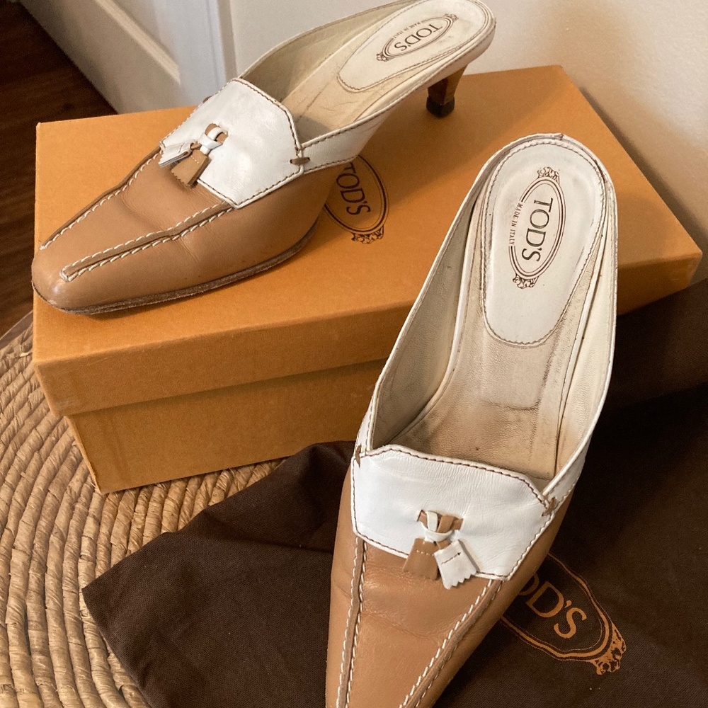 Spectator mules by TOD’s